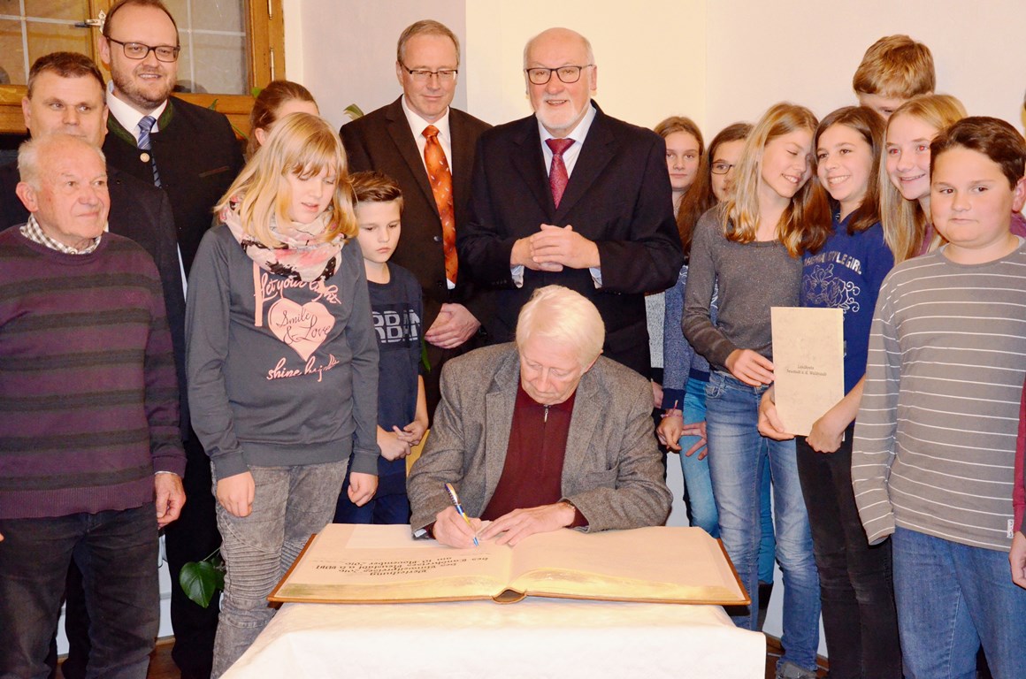 Landkreis Neustadt/WN verleiht Umweltpreis