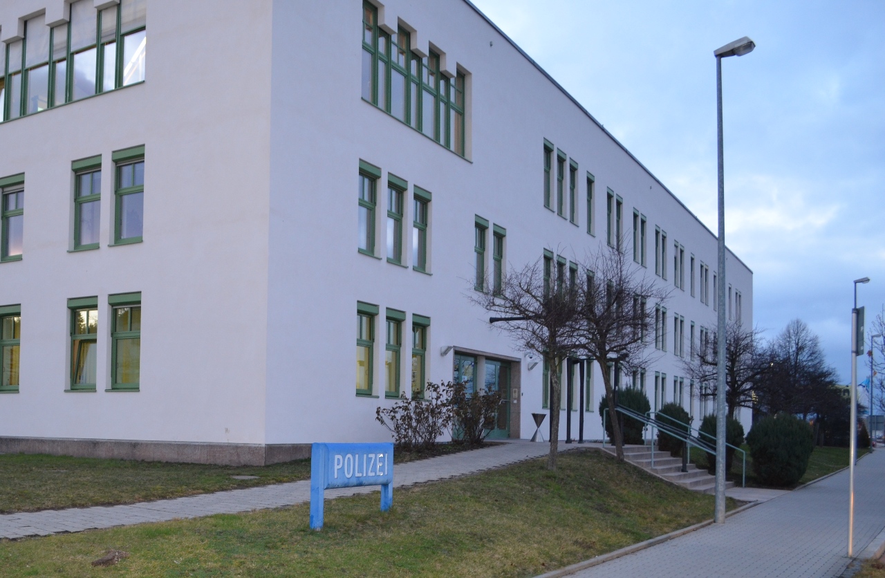 Sturz vor Weidener Polizeigebäude hat Folgen