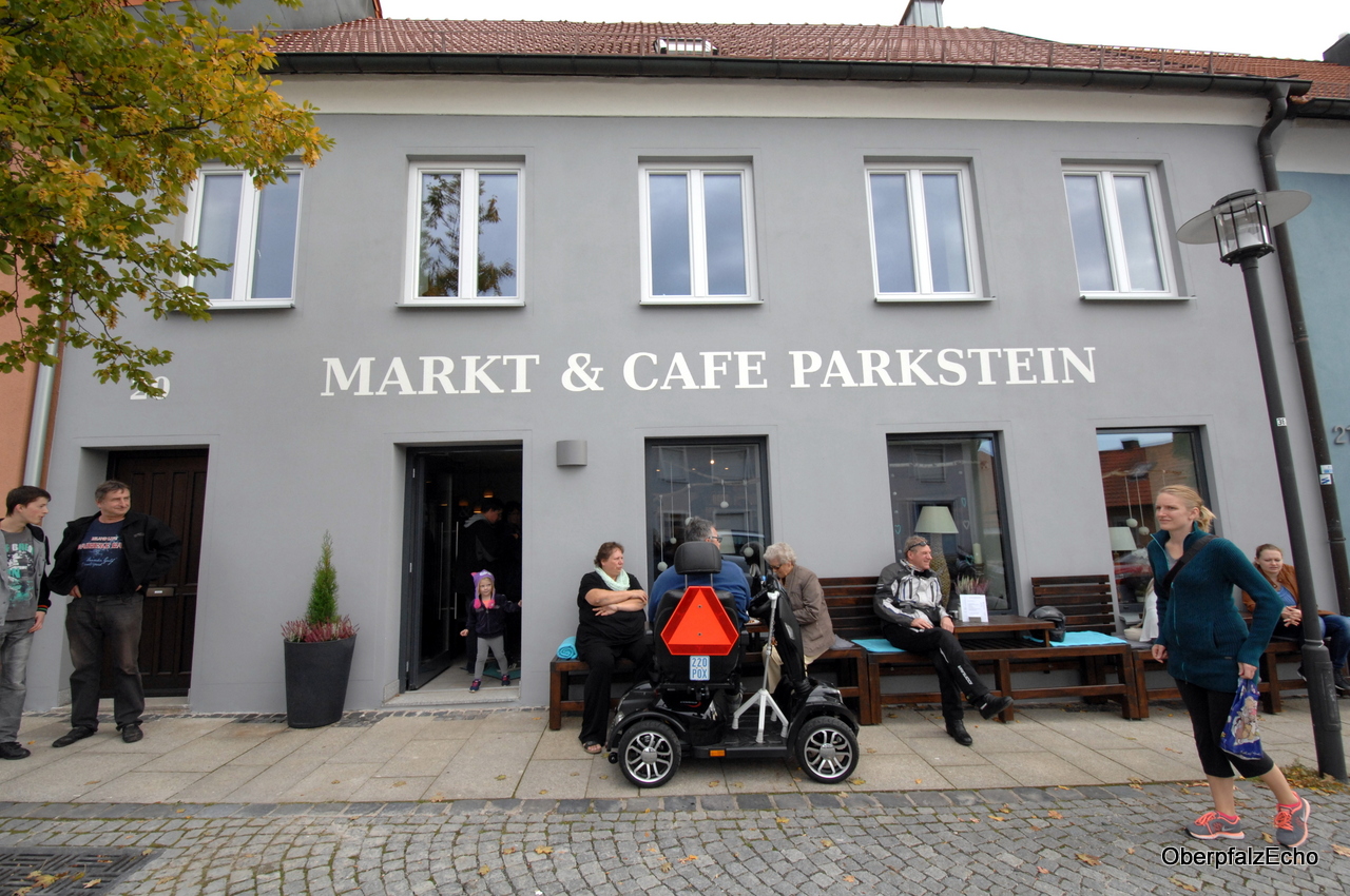 Markt & Café: neuer Treffpunkt in Parkstein