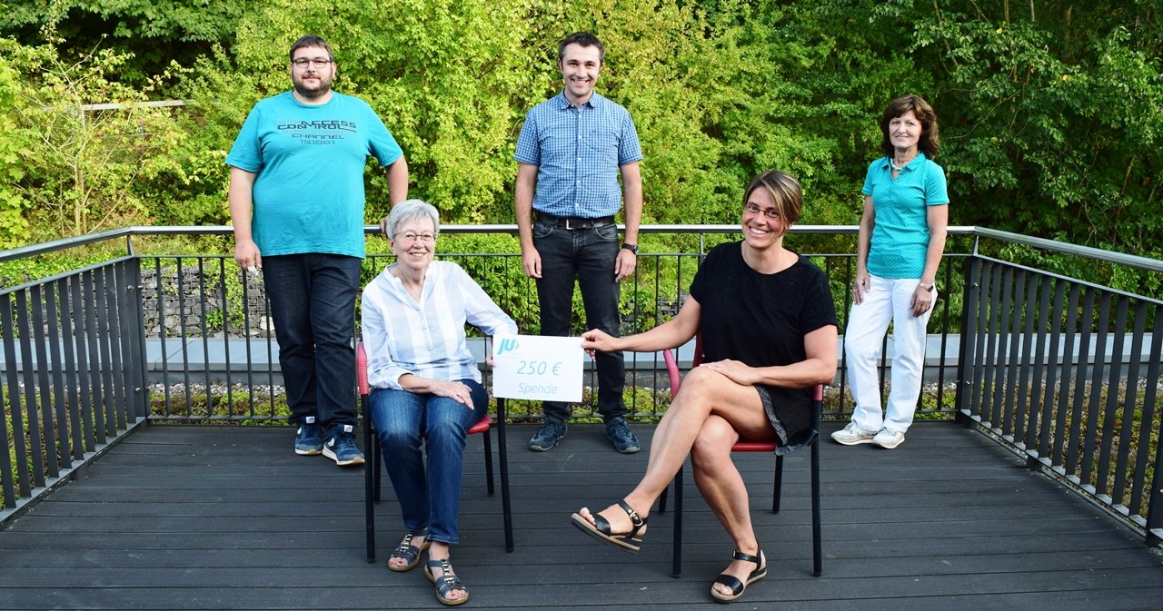 Leseolympiade kommt gut an: 250 Euro für Bücherei