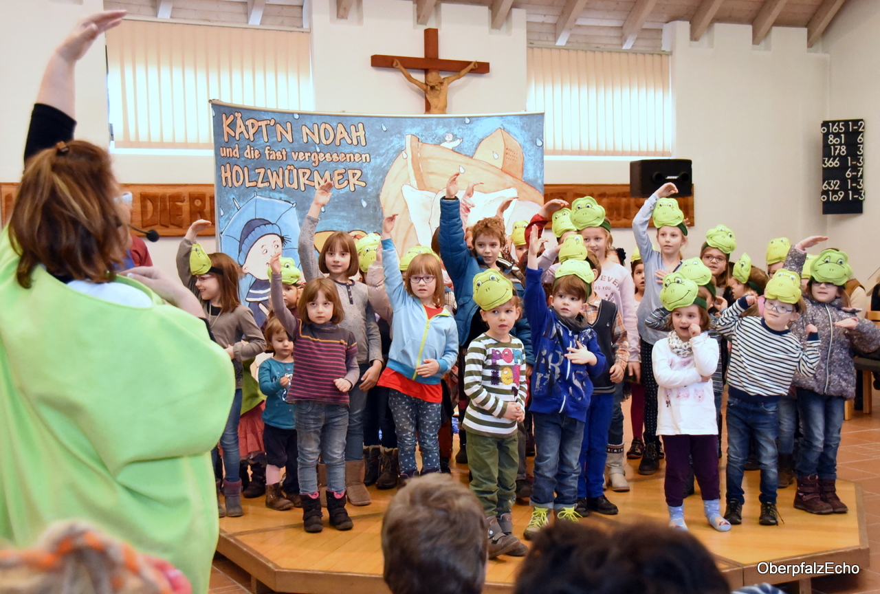 Familienkonzert: In der Polonaise auf die Arche