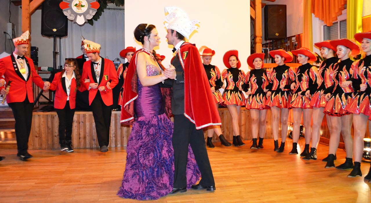 WCV eröffnet Faschingssaison mit dem neuen Prinzenpaar Verena I. und Thomas I.
