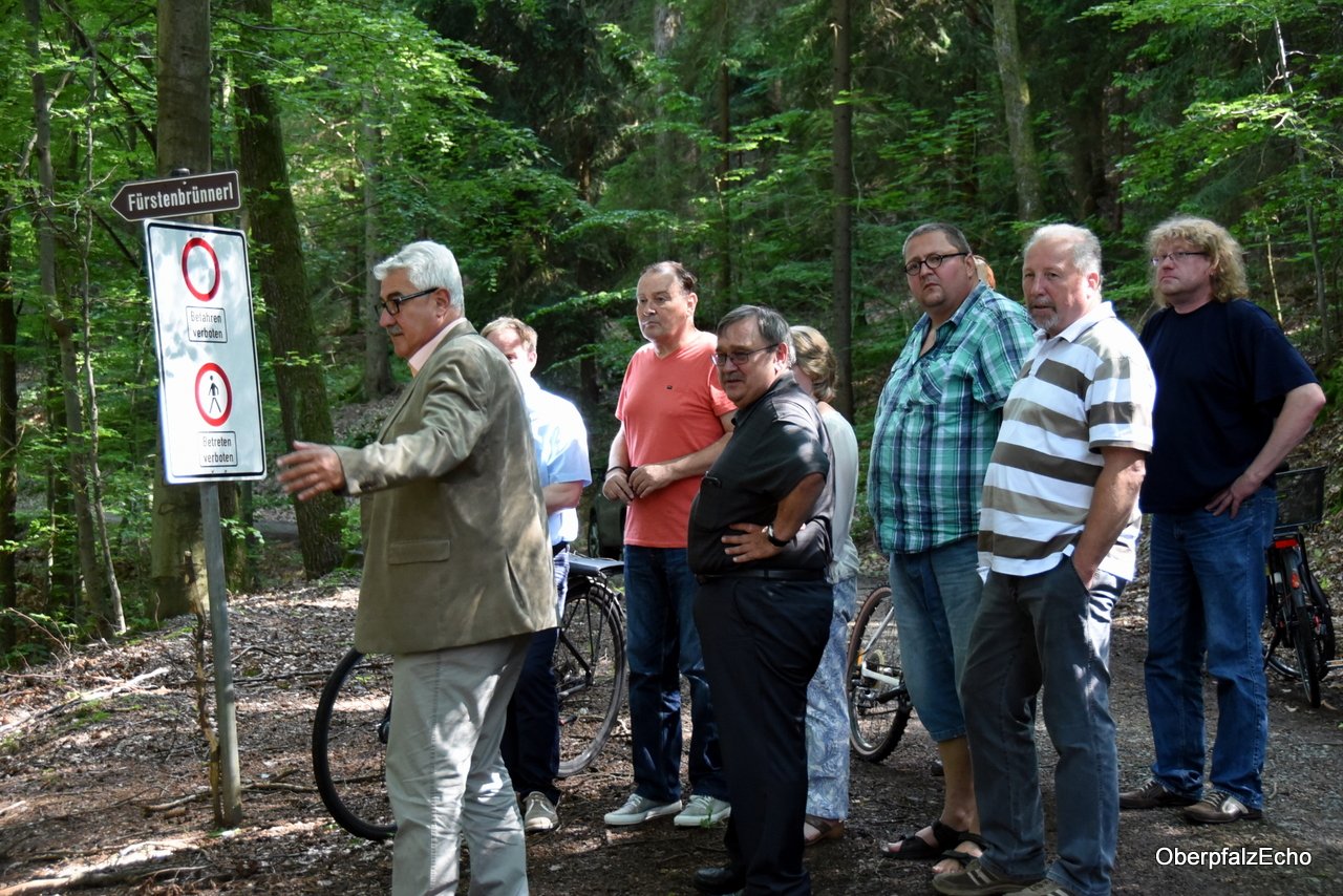 Vorreiter im Landkreis – Ladestation für Elektroautos