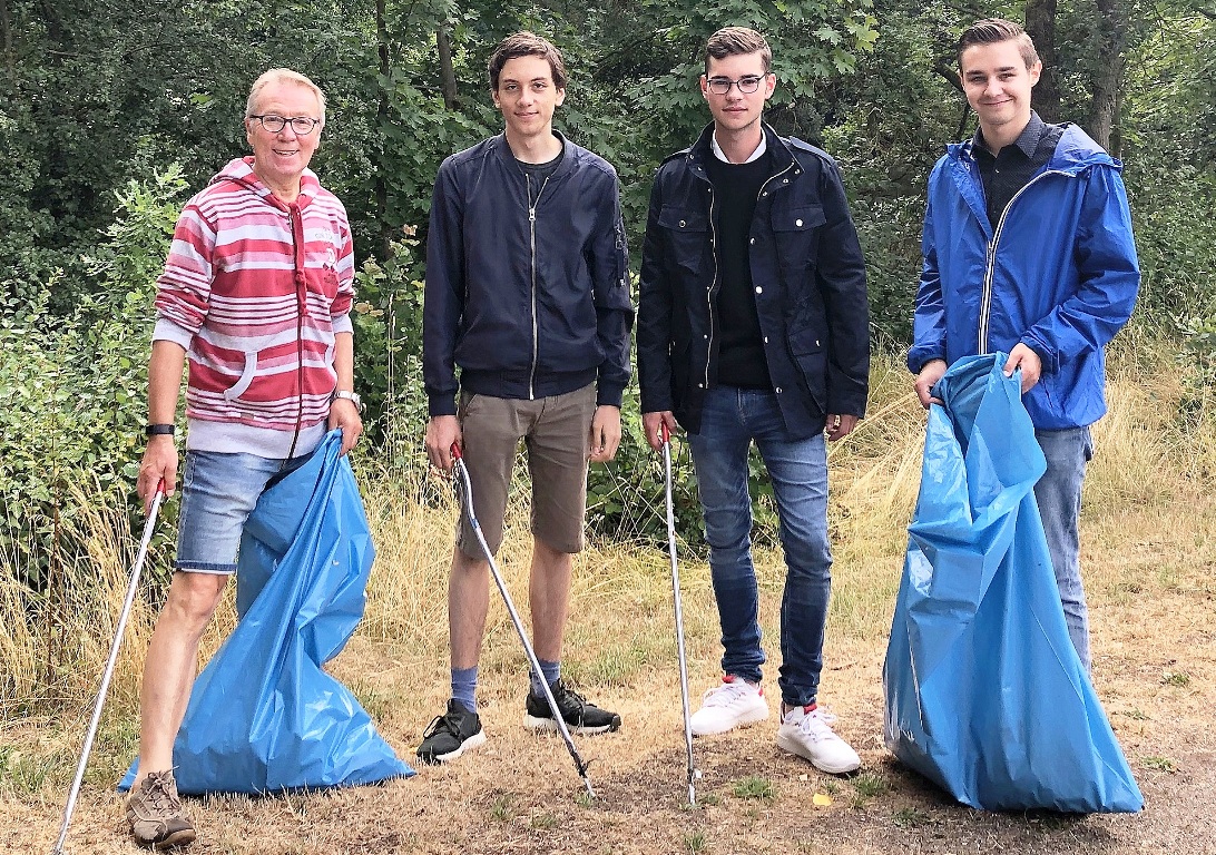 Gemeinsame Müllaktion