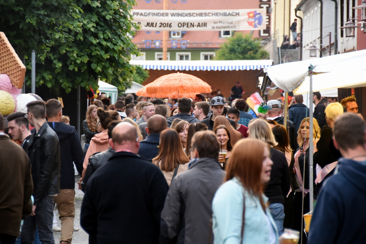 „Das Fest“: Viertelfinale sorgt für Stimmung