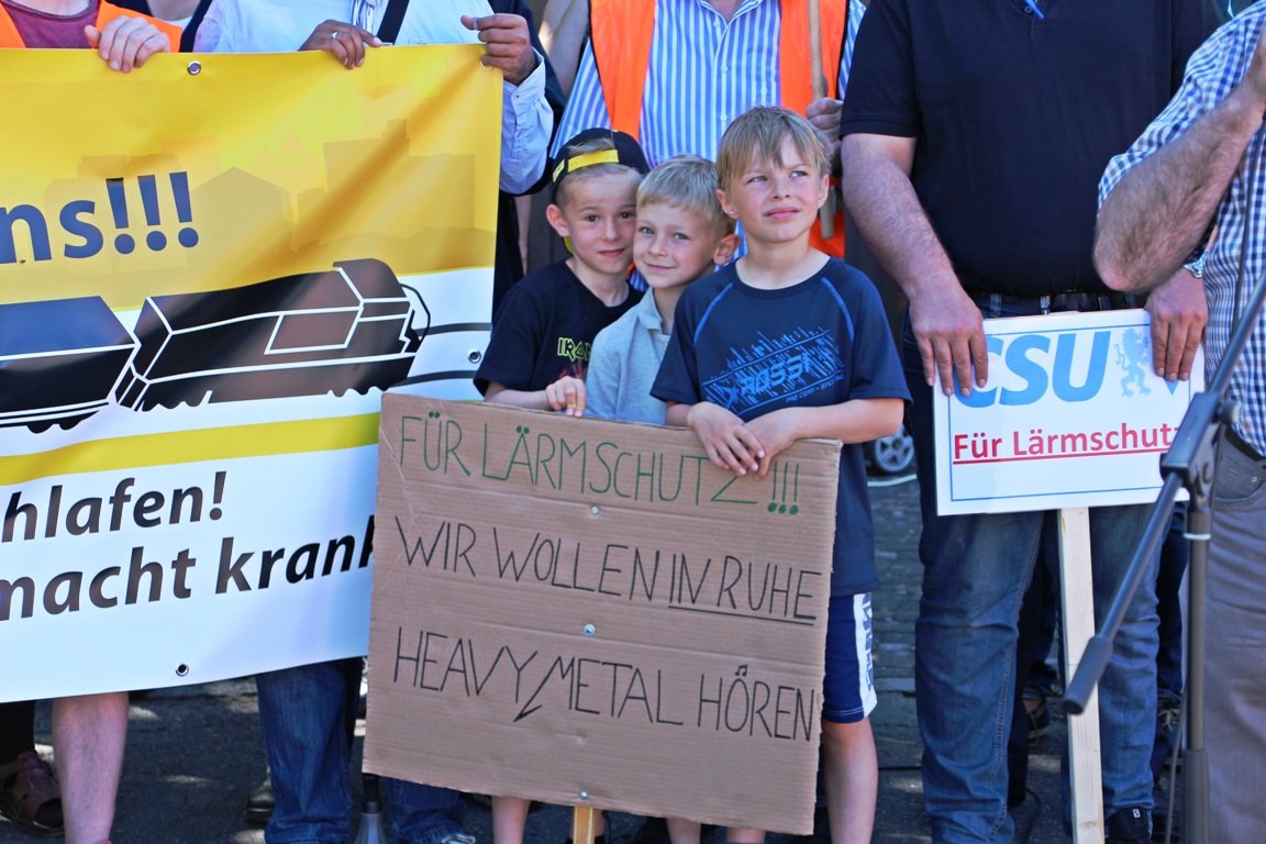 Demo für Lärmschutz: „Wir wollen in Ruhe Heavy Metal hören“