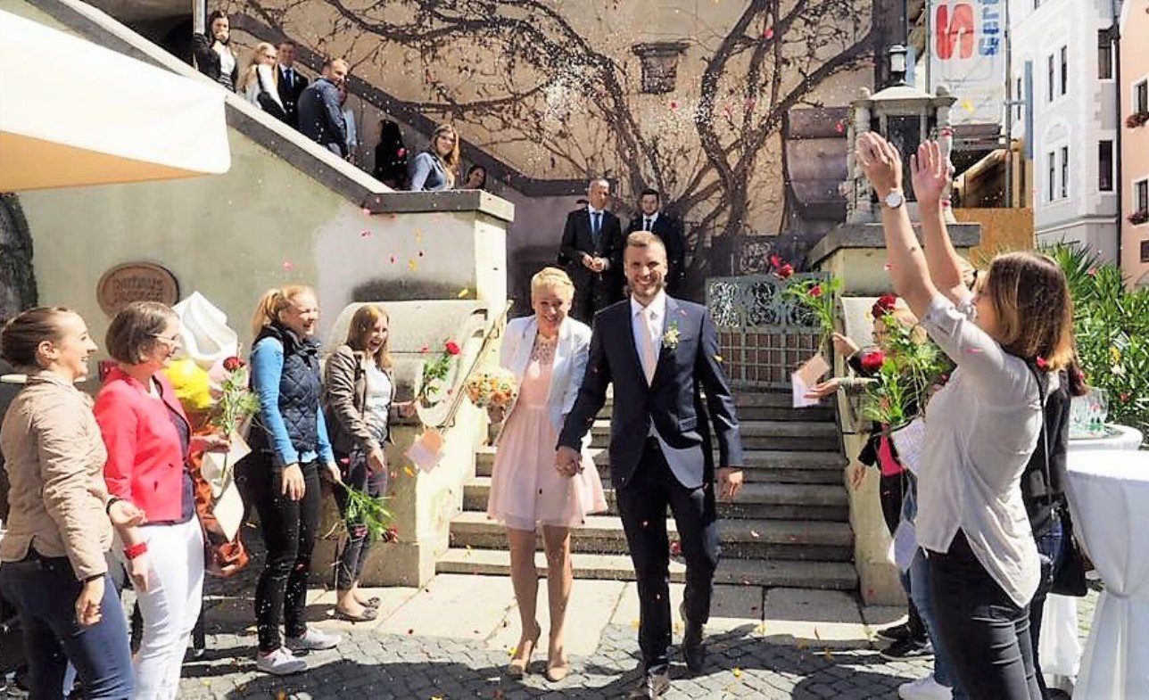 „Perfekter Tag“ für Caro und Dominik Forster