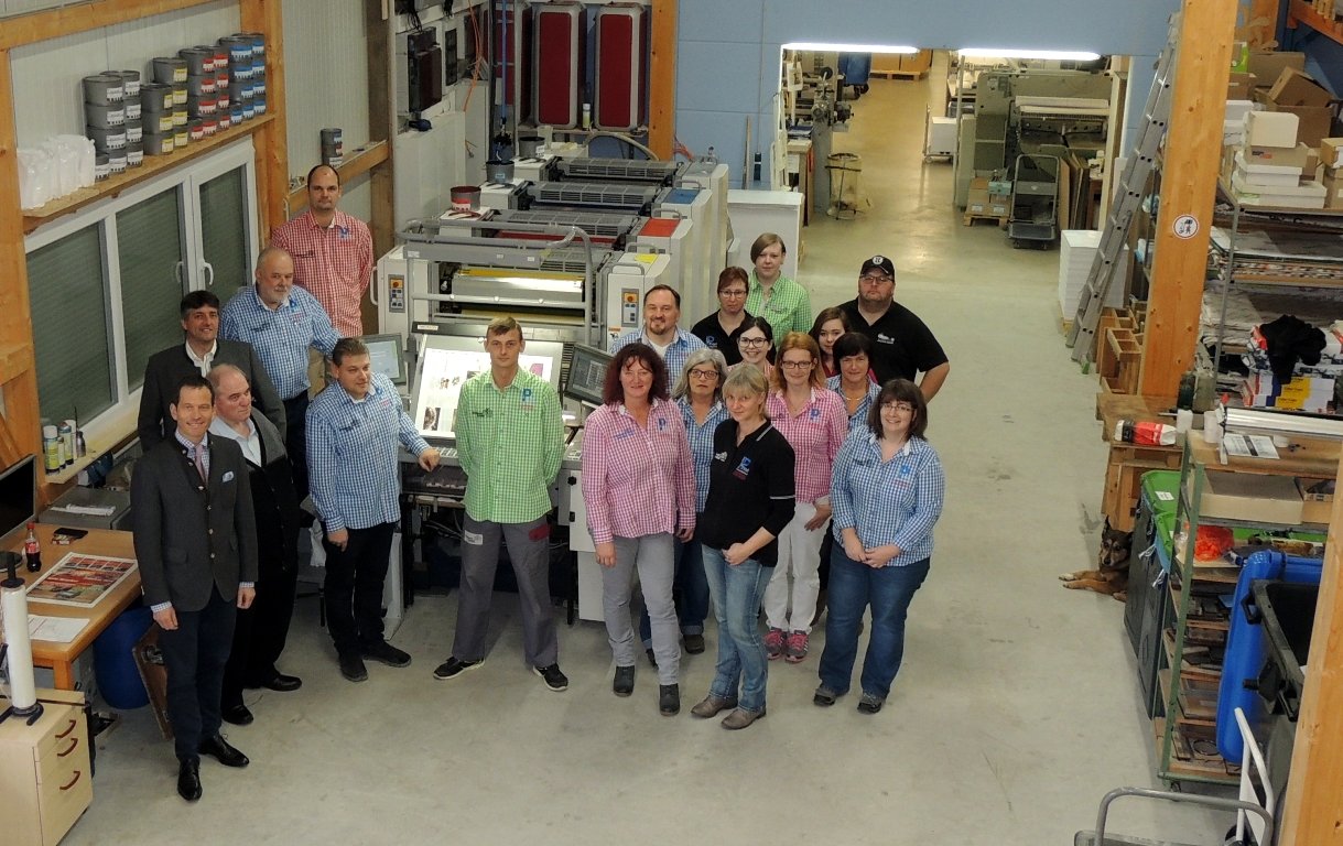 Firma Hutzler auf Expansionskurs: Gut und Schnell mit modernem Offset-Drucker