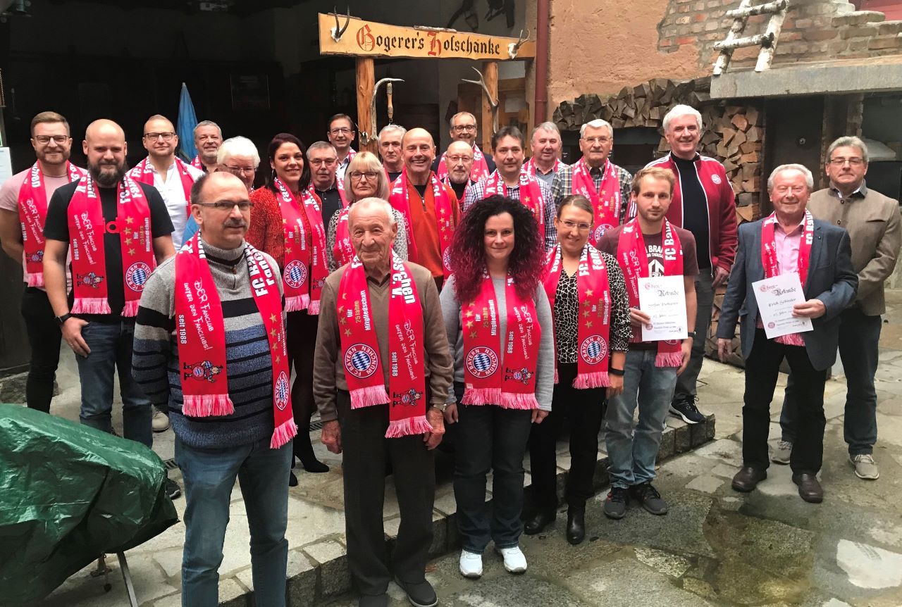 Lothar Matthäus seit 25 Jahren Mitglied der Flosser Bayern-Fans