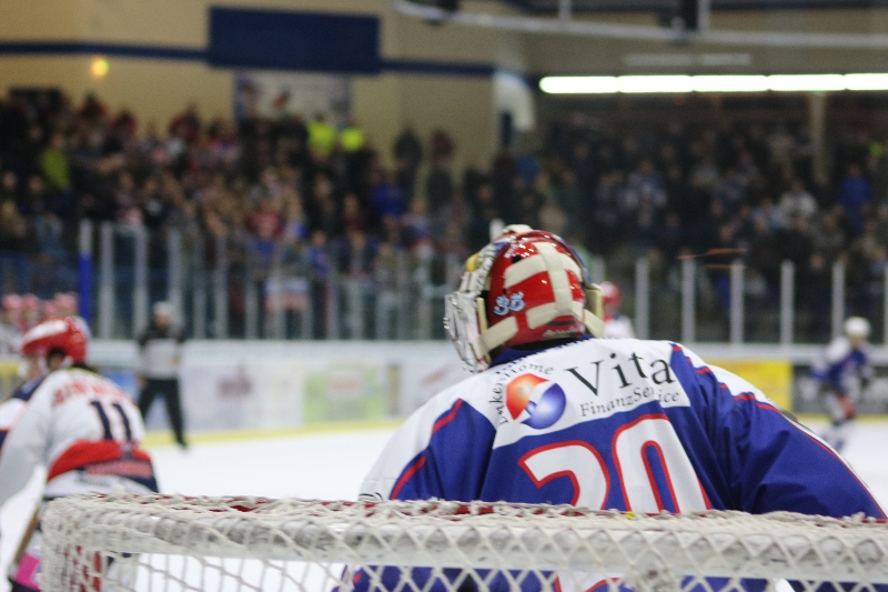 Blue Devils Weiden: Derbysieg beschert „6-Punkte-Wochenende“