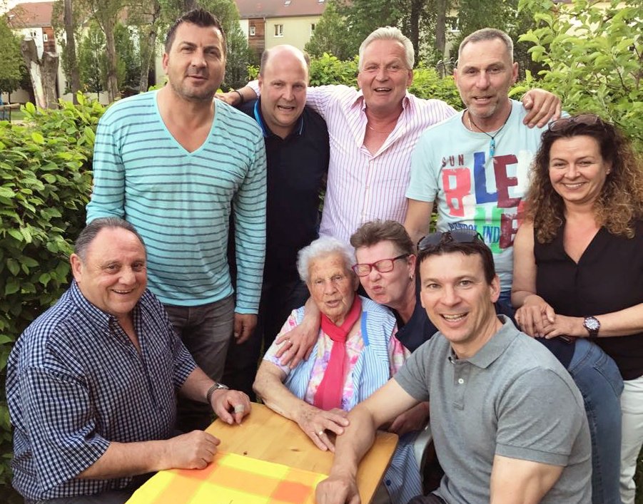 „Gute Seele“ des ehemaligen SVD Weiden feiert 90. Geburtstag