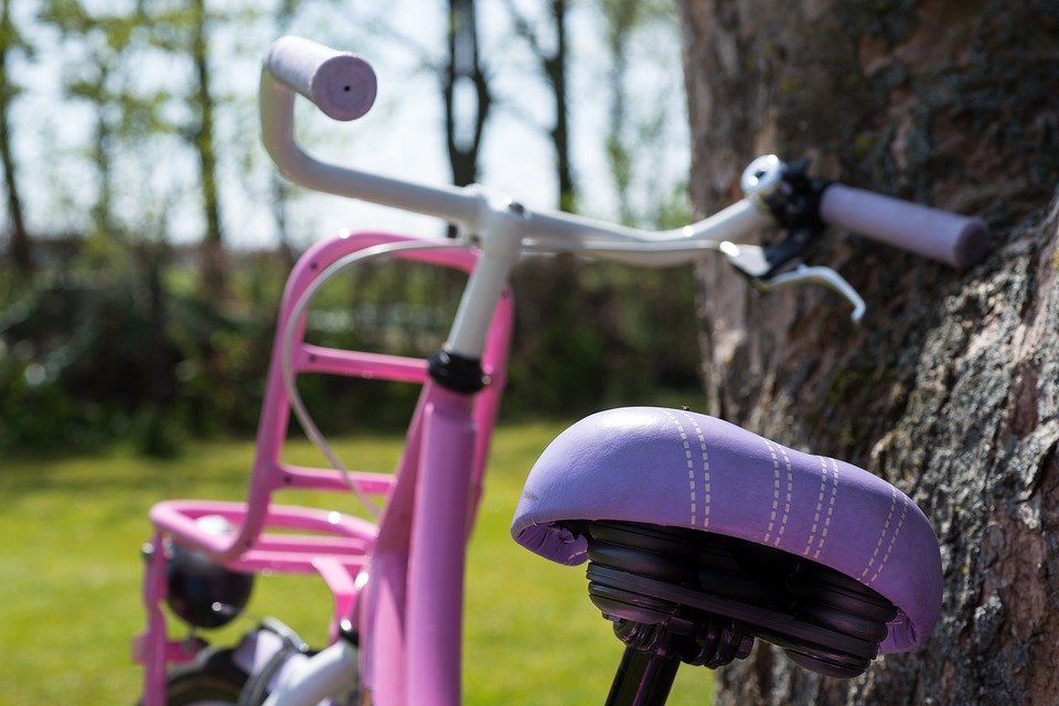 Fahrrad eines Mädchens (10) zerstört