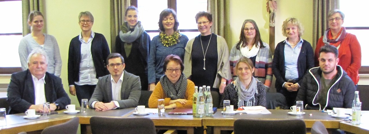 Netzwerk für Frühe Hilfen für (werdende) Eltern und Familien arbeitet zusammen