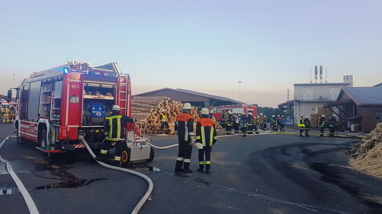 Brand in Sägewerk in Plößberg