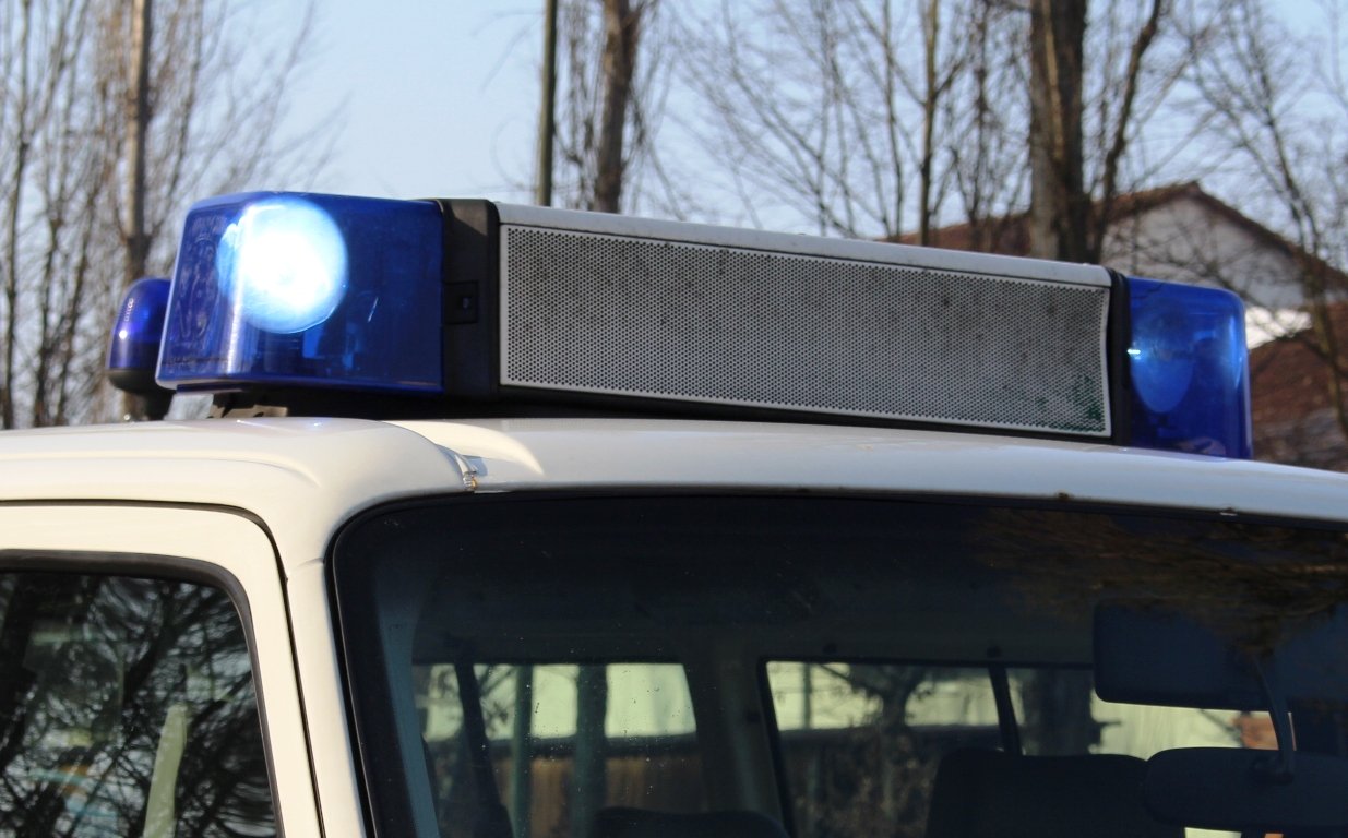 Patient bedroht Rettungskräfte