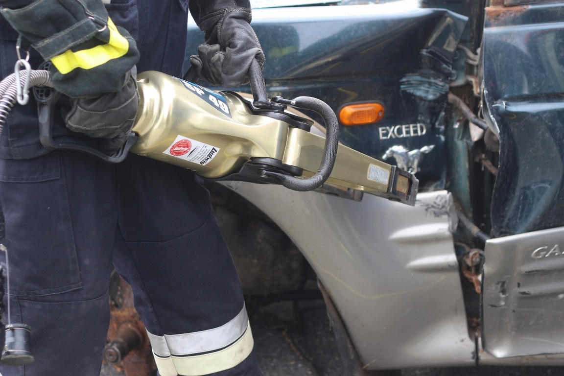 Frontal zusammengekracht: Schwerverletzter nach Unfall
