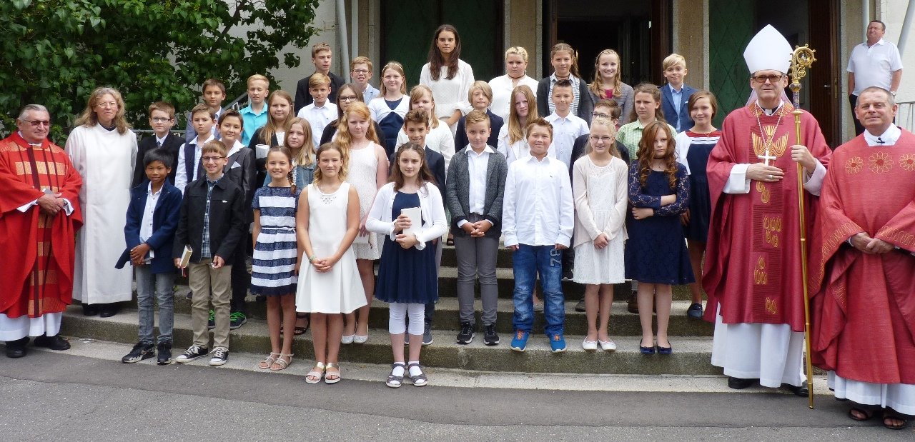 Ein großer Tag: Hoher Besuch zur Firmung in Weiden
