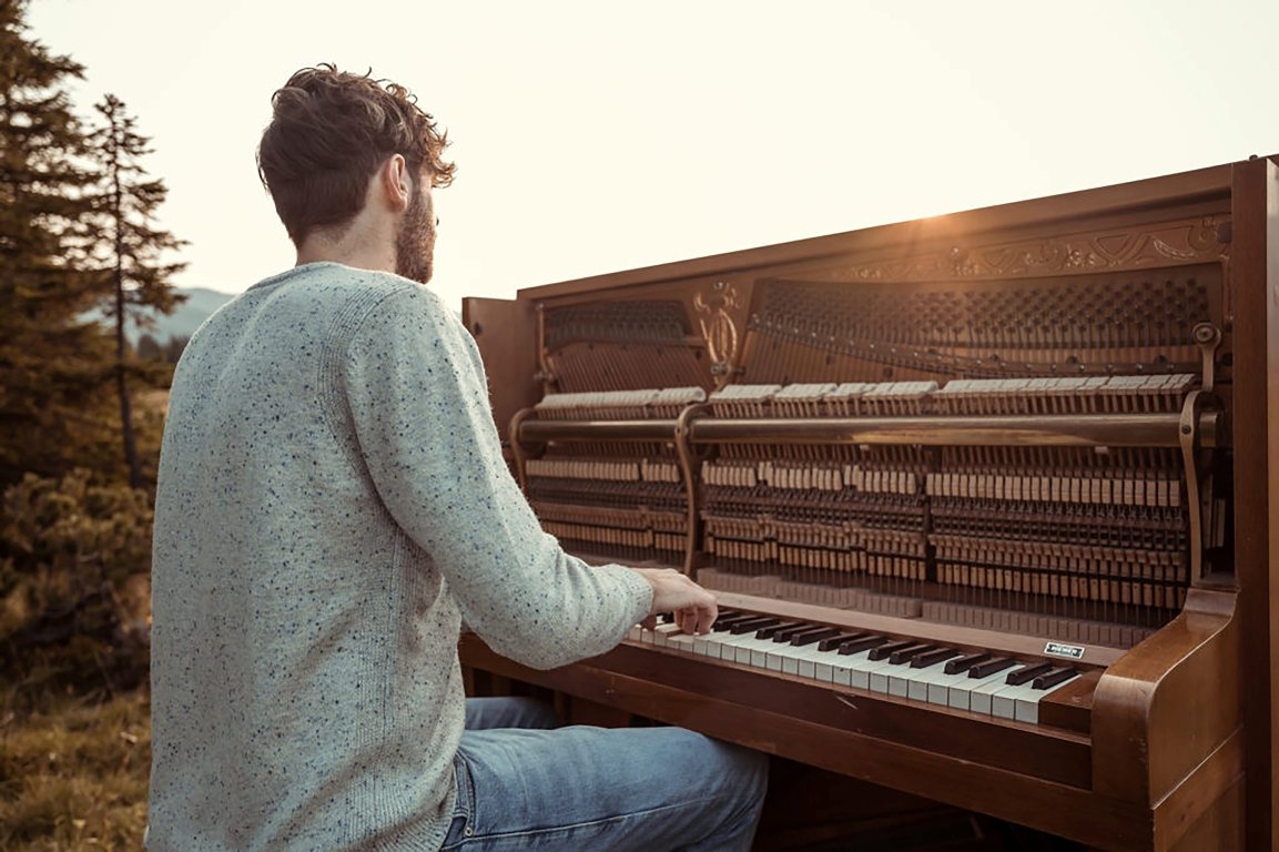 Florian Christl liebt Musik – Vom Medientechniker zum Komponisten und Pianisten