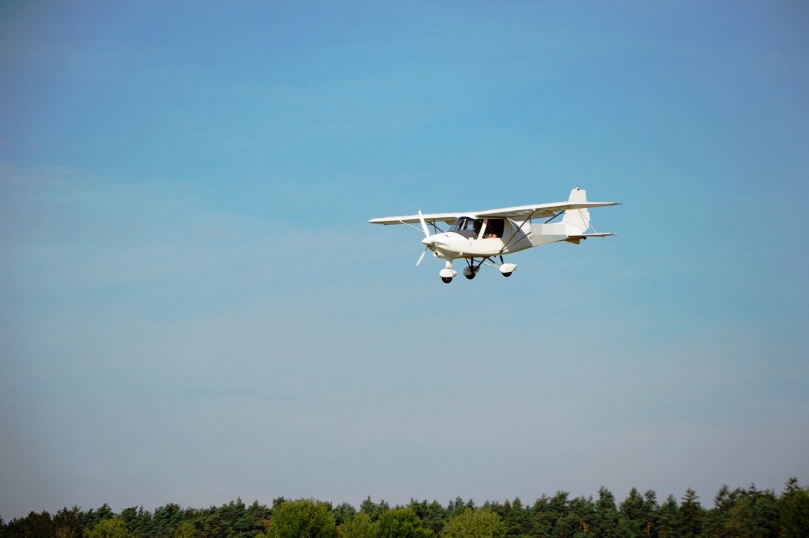 Fluglärm: Bürgerinitiative und Flugsportler unterzeichnen Vereinbarung