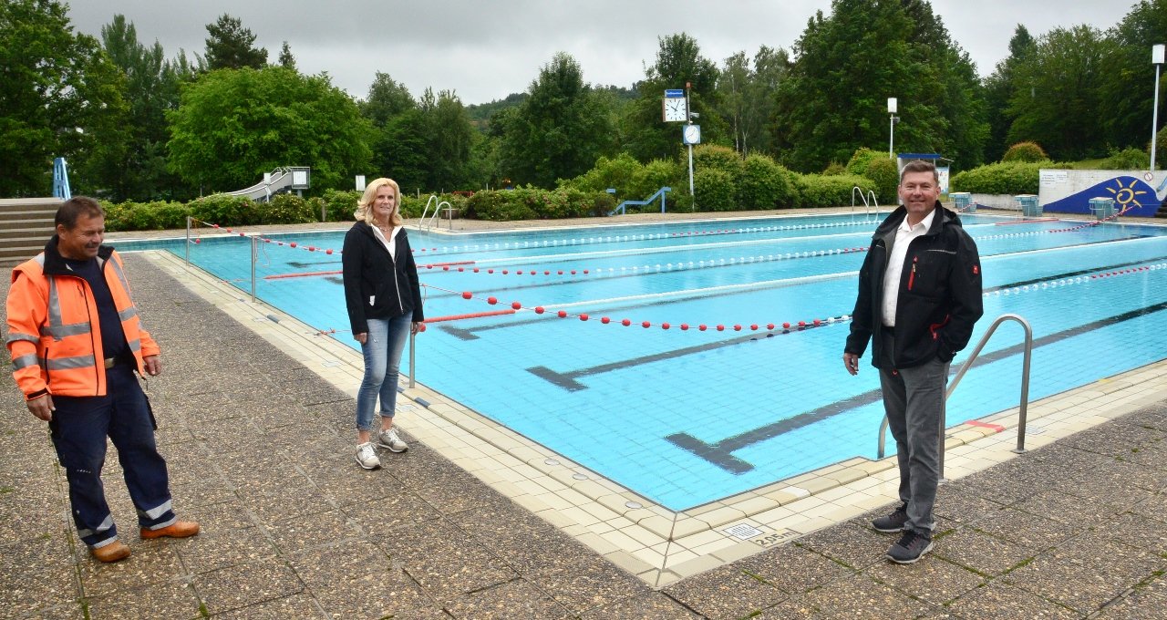 Badespaß im Freibad Pleystein beginnt