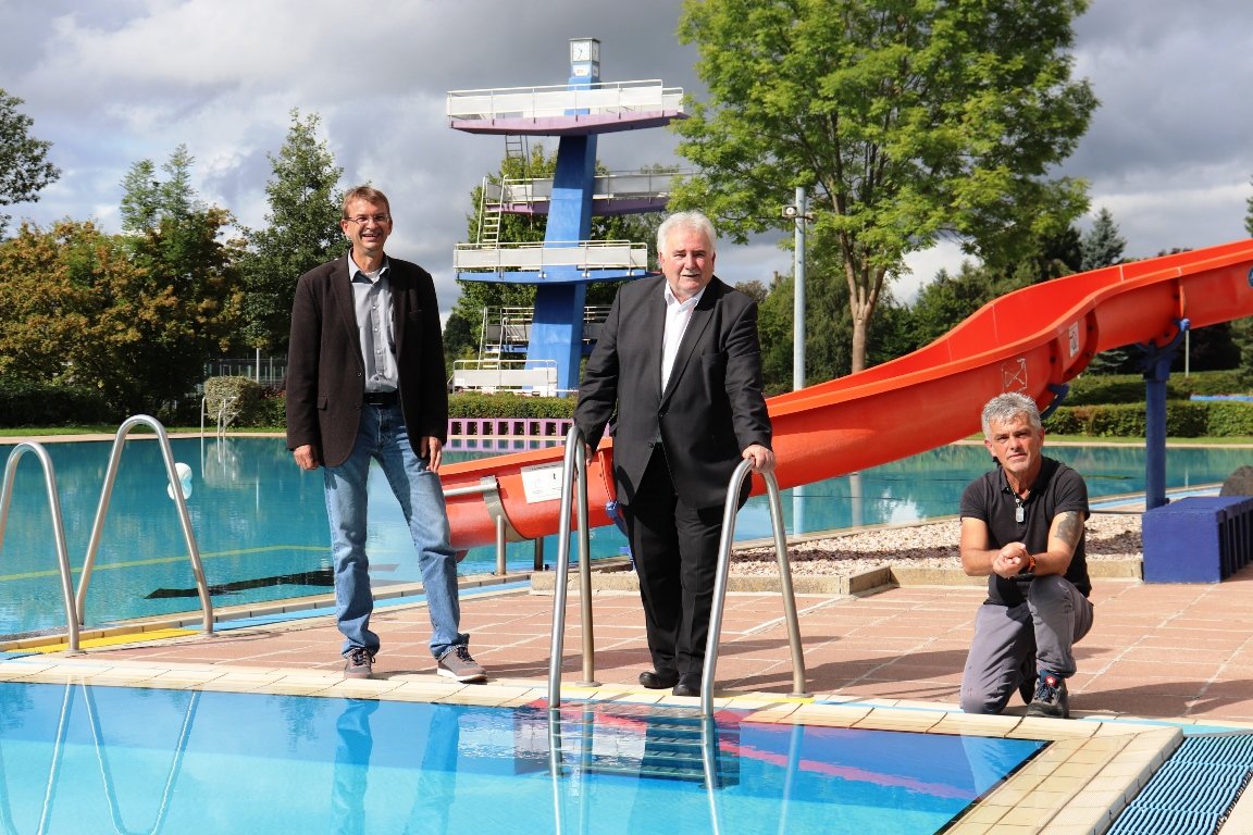 Badesaison 2021: Regen, Rohrbruch, Pandemie