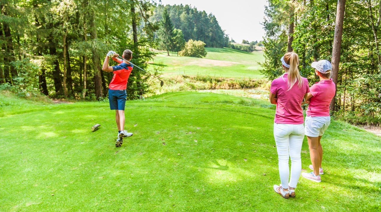 Golf- & Landclub Oberpfälzer Wald lädt zum gratis Schnuppergolfen