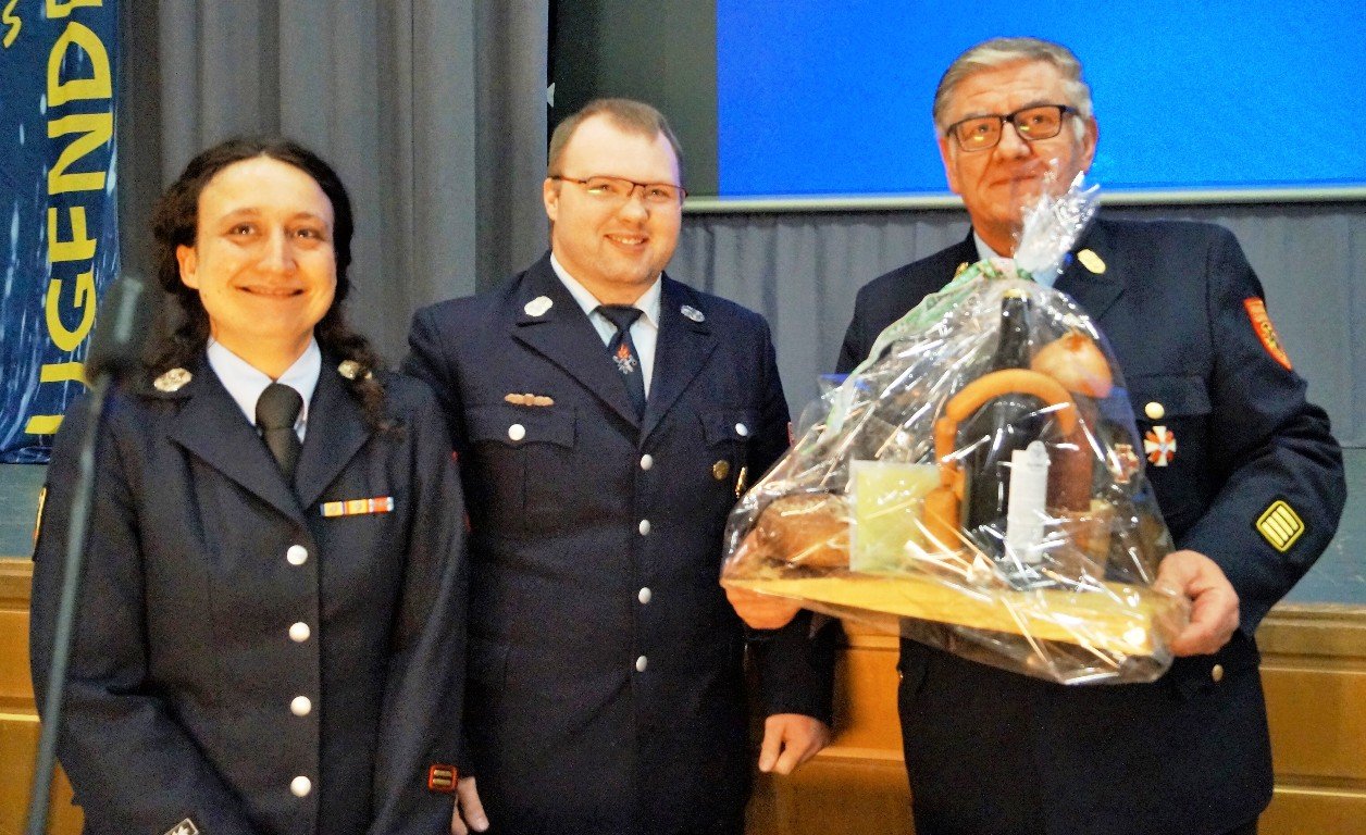 Kreisbrandmeisterin bewährt sich als Chefin der Jugendfeuerwehren