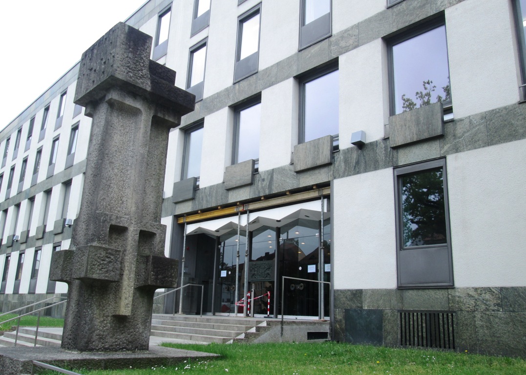 Zu Sexualtherapie verurteilt: 52-Jähriger vergreift sich an 18-Jähriger