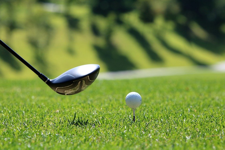 Dieb auf Golfplatz macht stolze Beute