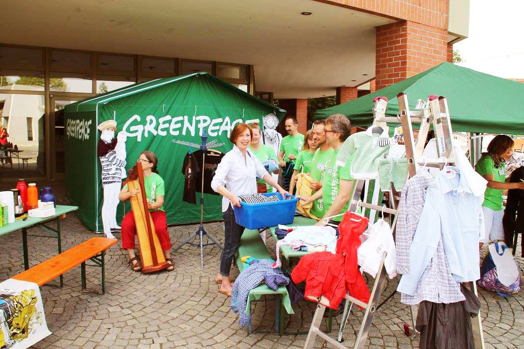 Kleidertauschparty 2.0: Gebraucht tauschen statt neu kaufen