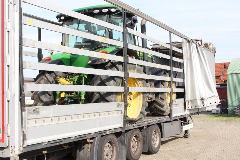 Grenzpolizei entlarvt Traktor- und Autoklau