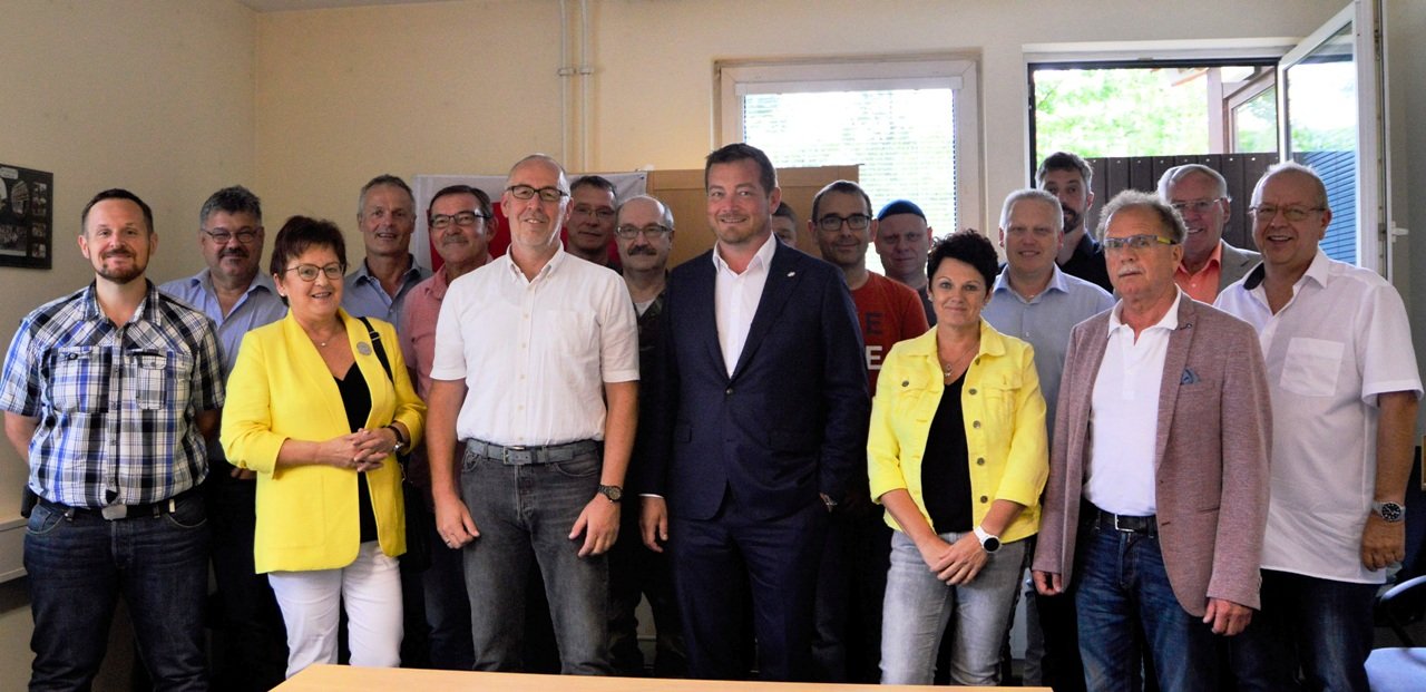 SPD-Delegation zu Gast bei Truppenübungsplatz-Beschäftigten