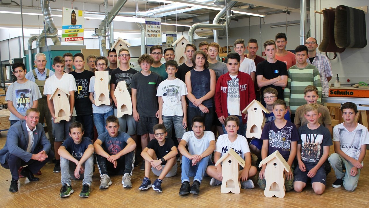Realschüler tauschen Klassenzimmer gegen Werkstatt