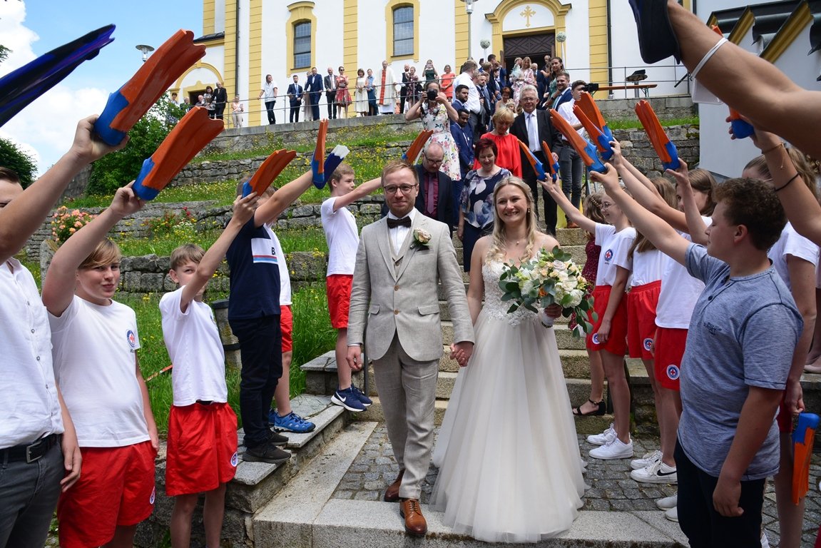 Rekordwürdiges Spalier für Christoph und Claudia Müllhofer