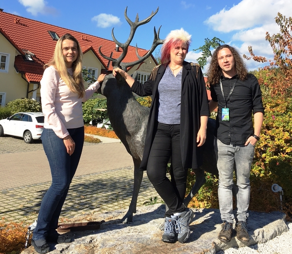 Gitarristin des King Of Pop zu Gast im Dorf
