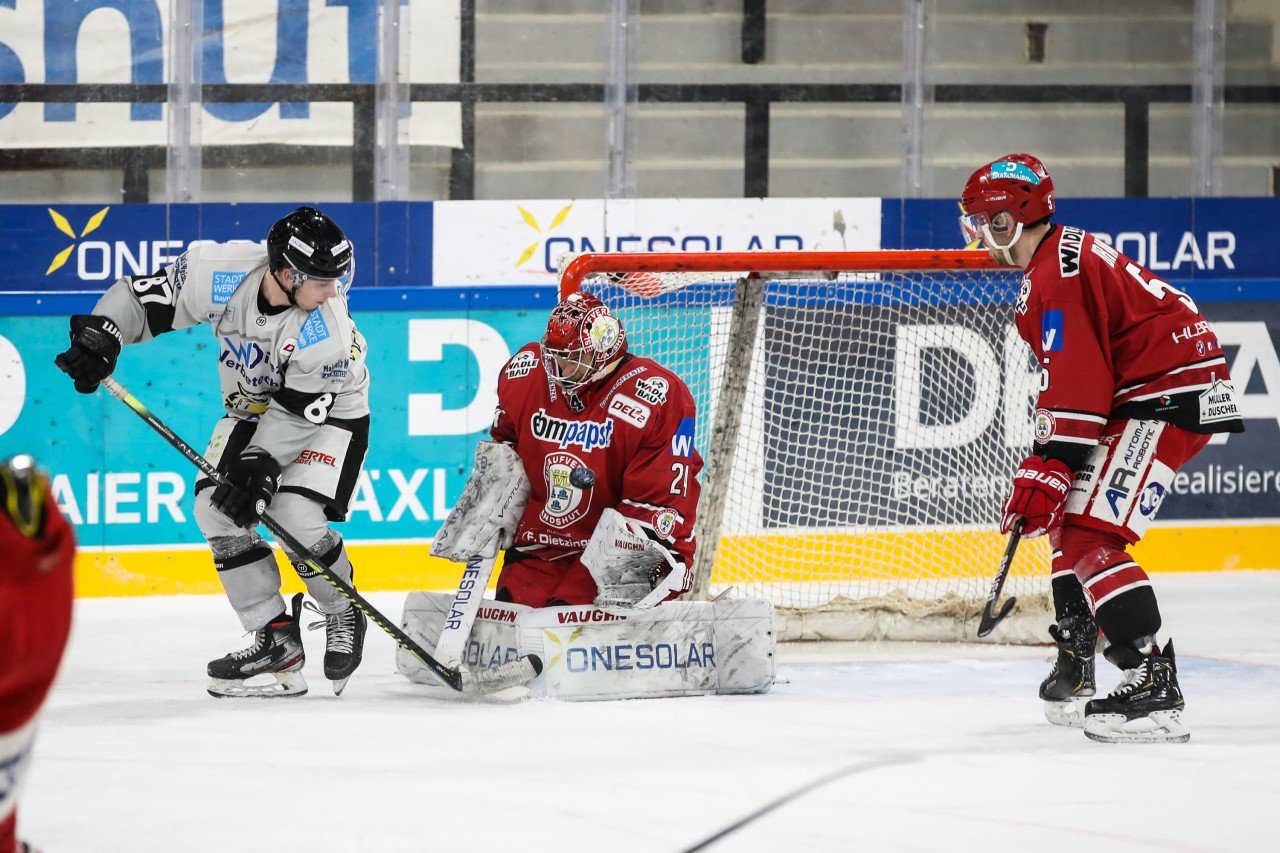 International erfahrener Goalie kommt zu Blue Devils