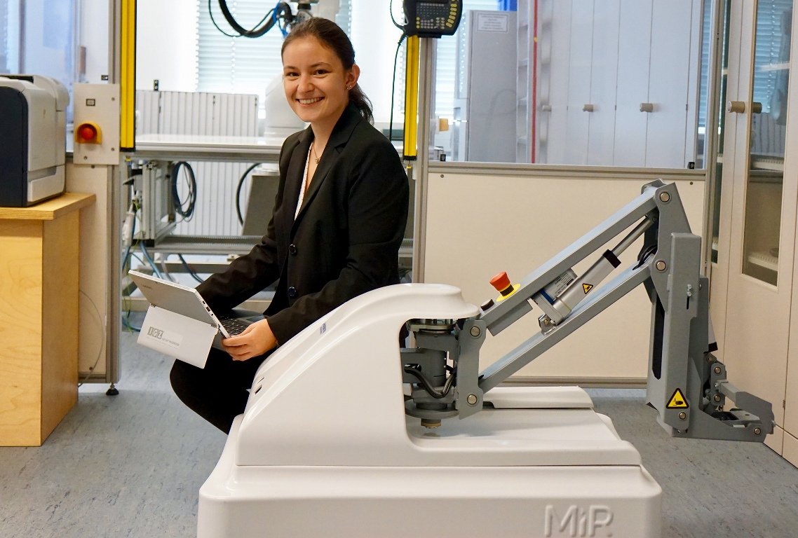 Annika Dausend (24) lehrt Künstlicher Intelligenz das Sehen
