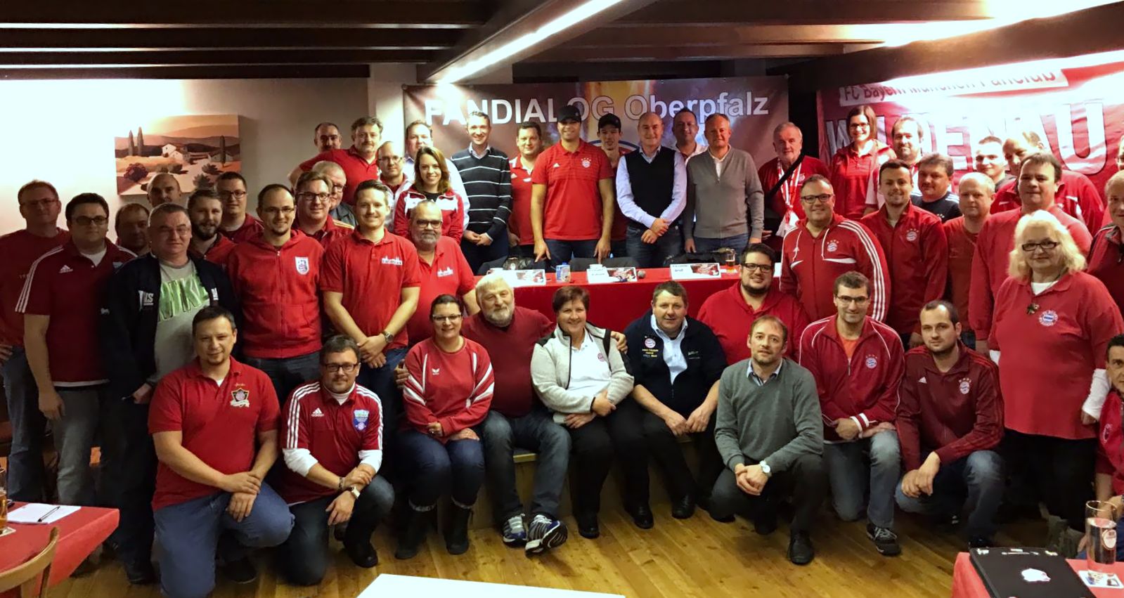 Drittes offizielles Treffen der FC Bayern Fanclubs in Wildenau