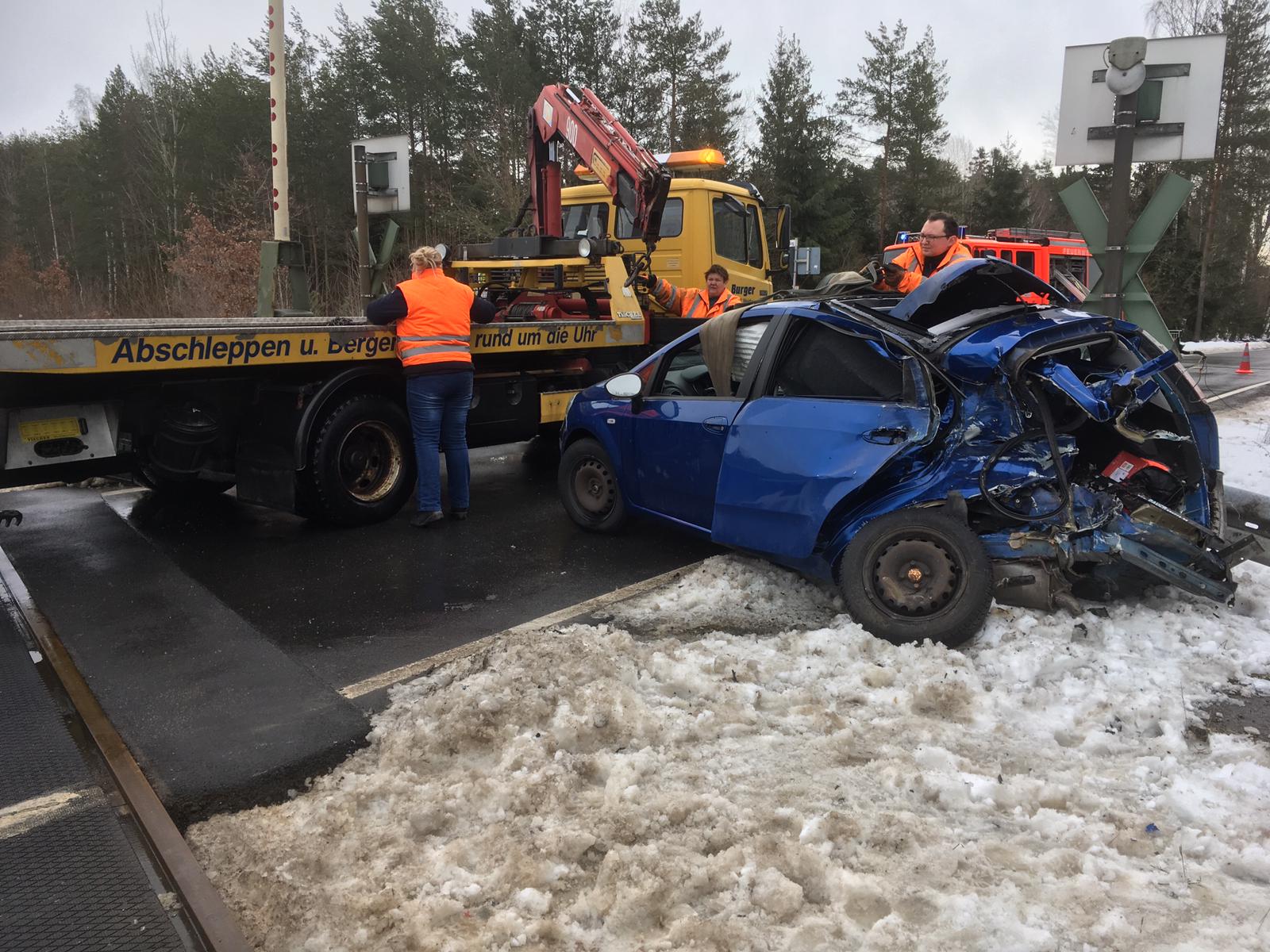 Zug erfasst Auto: Ermittlungsergebnisse veröffentlicht