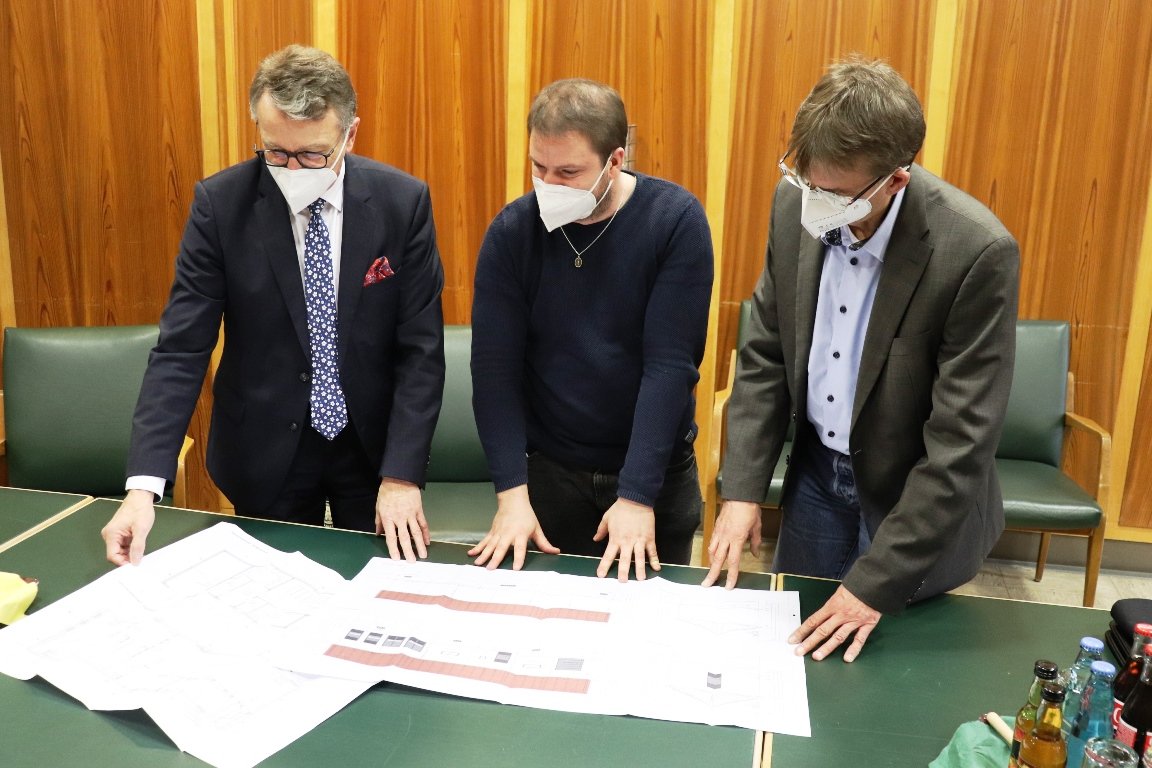 Stadtwerke im Corona-Jahr: Freibadöffnung 2021 und erste Kundenselbstablesung