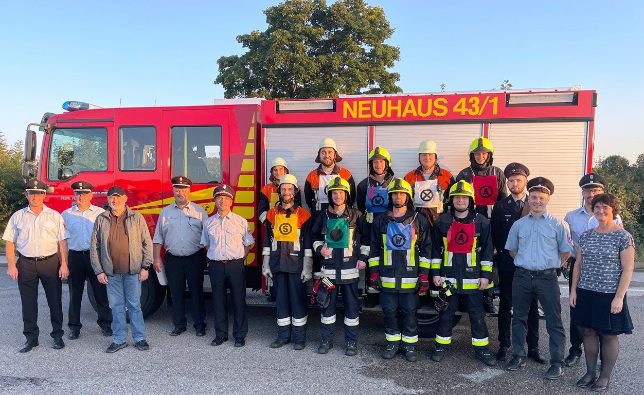 Goldener Abend bei der Feuerwehr Neuhaus