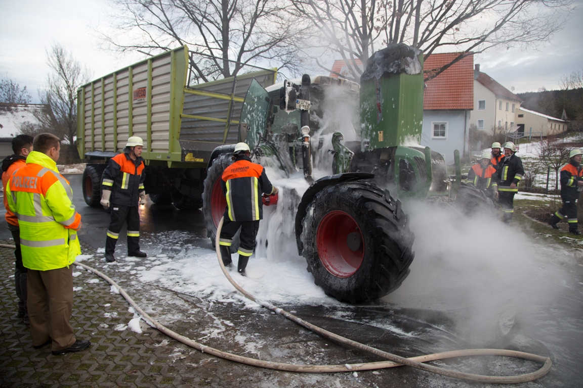 Fendt Vario steht in Flammen