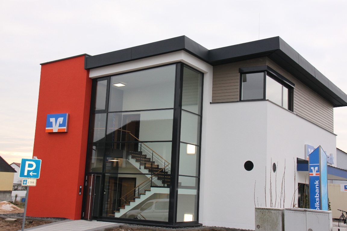 Neue Volksbank-Geschäftsstelle in Altenstadt