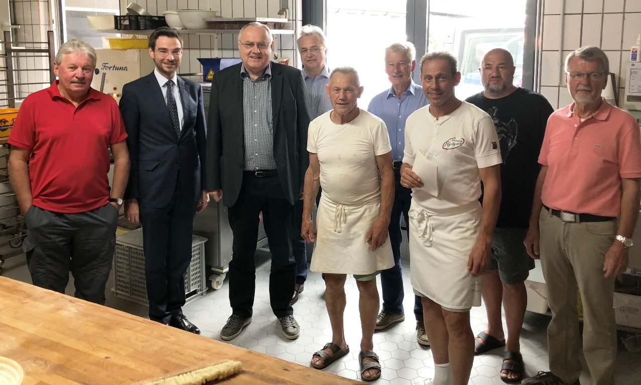 Alles frisch, alles Bio: CSU zu Besuch bei Bäckerei Retzer