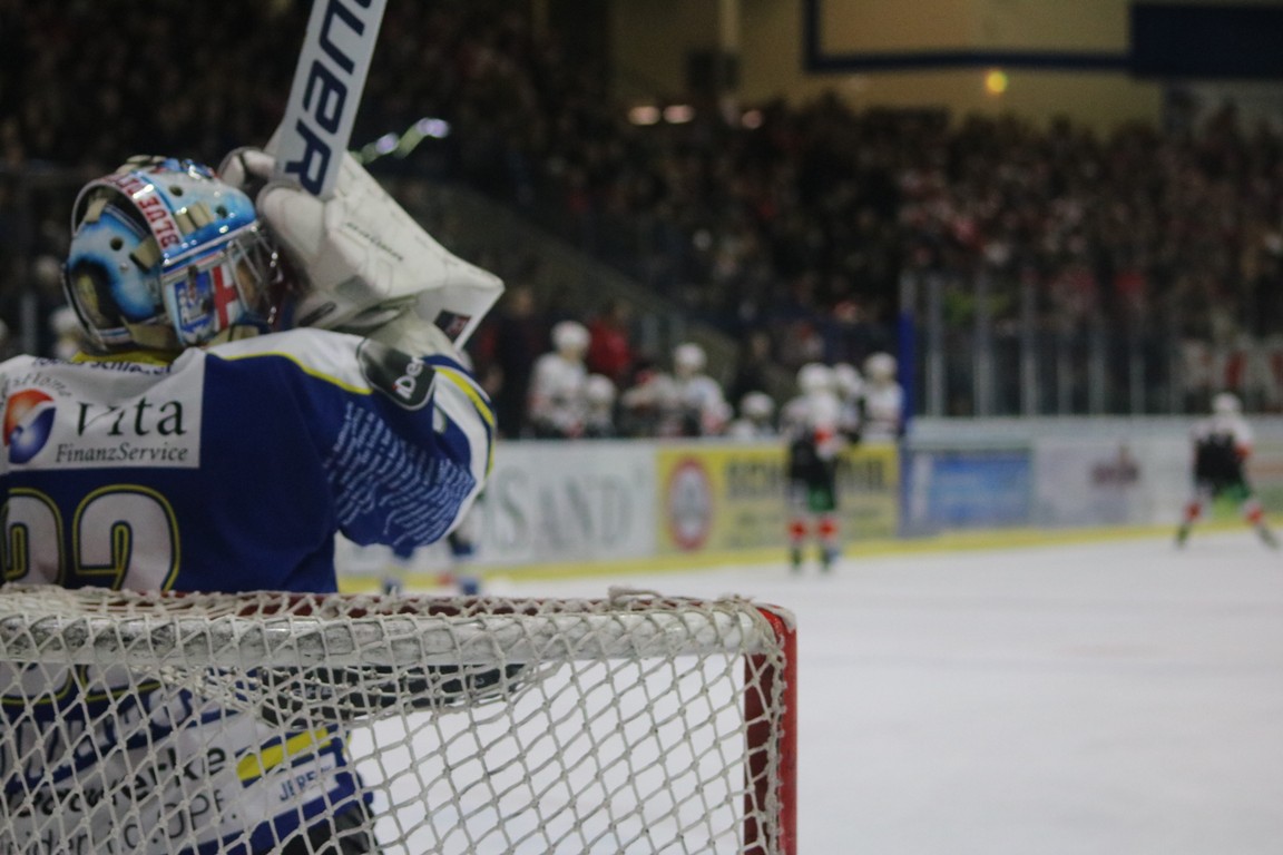 Anzeigen nach Blue-Devils-Heimspiel