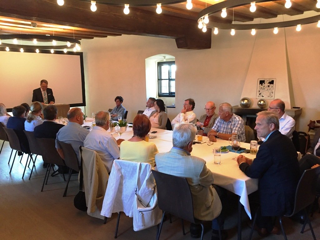 Mammutaufgabe Brexit: Rotary Club Stiftland informiert sich