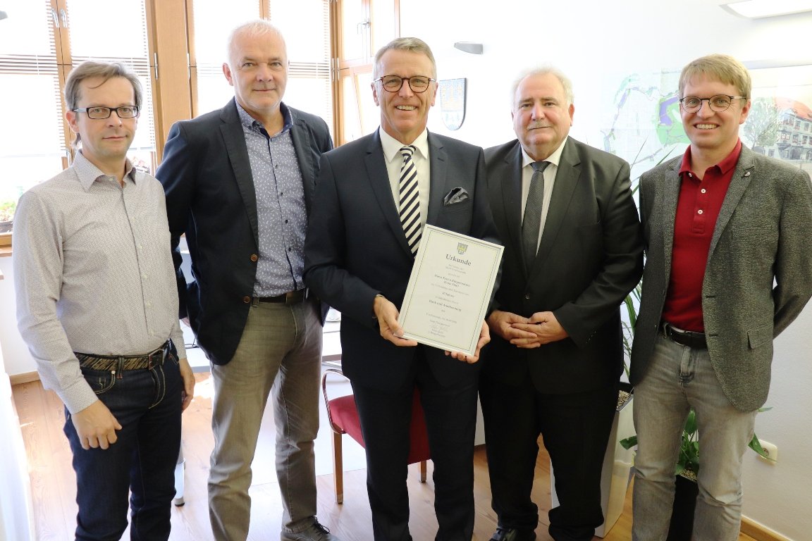 „Eine neue Stadt“: Bürgermeister feiert 40. Dienstjubiläum