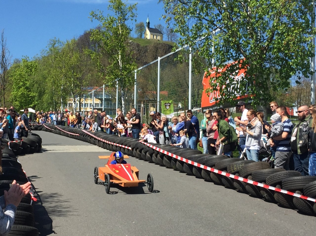 Formel 1-Feeling beim Vulkanrennen