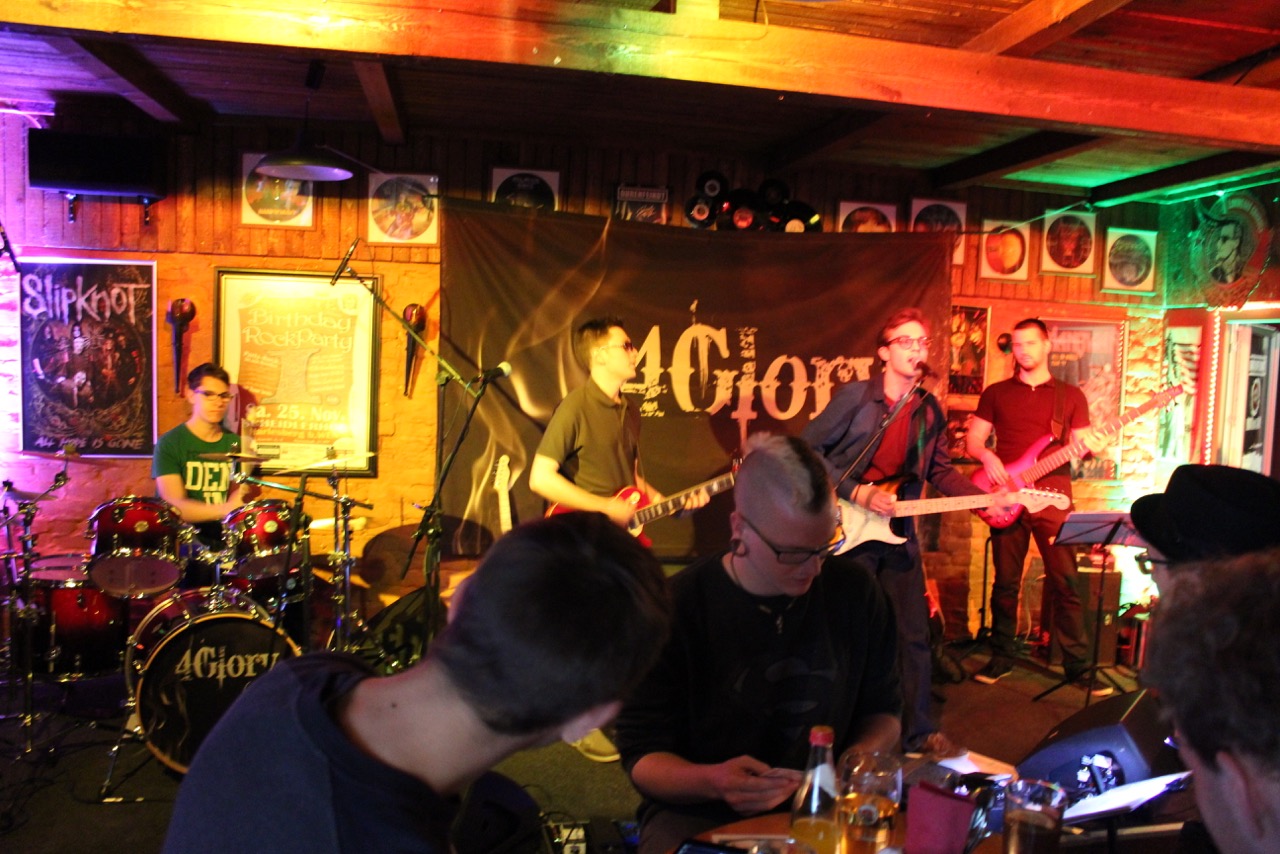 Chilliger Bluesrock im Salute