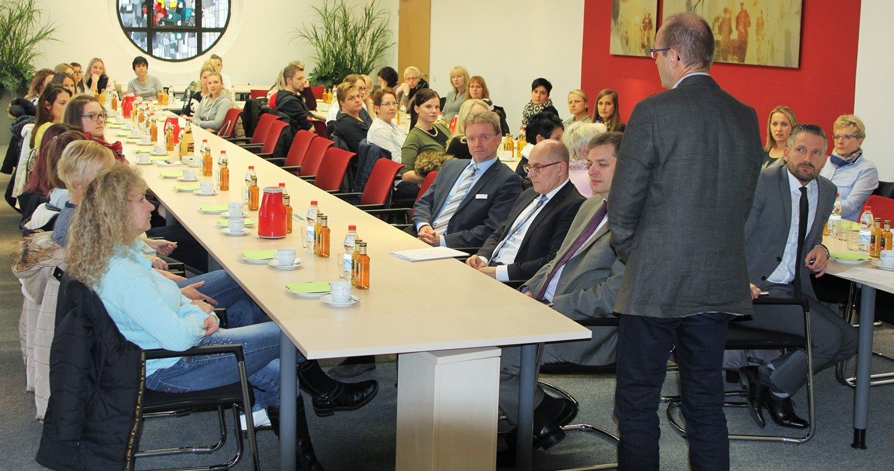 Die Kliniken Nordoberpfalz AG begrüßt 55 neue Mitarbeiter